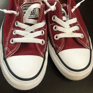 Women’s Red Converse Chuck Taylor Shoreline Sneakers